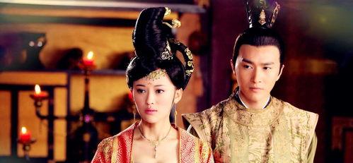 郡主回京全皇朝追着吃瓜,郡主回京，全民追瓜，宫廷盛宴